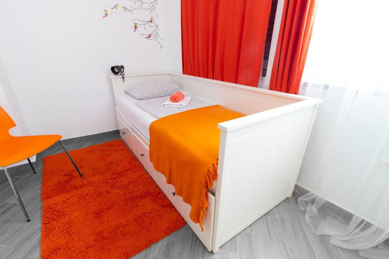 Apartments Punat Downtown Екстер'єр фото