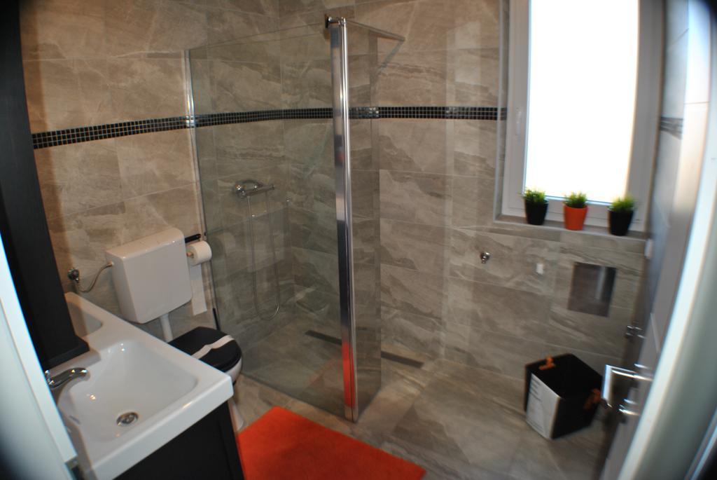 Apartments Punat Downtown Екстер'єр фото